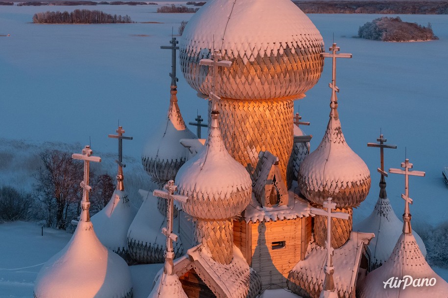 Кижи зимой. Карелия, Россия