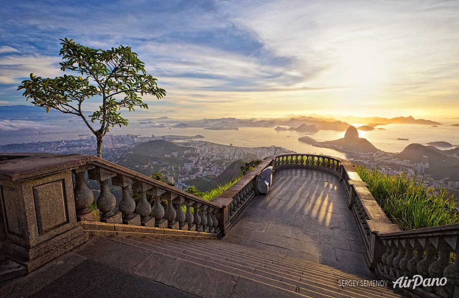 Christ the Redeemer Statue, Rio de Janeiro, Brazil