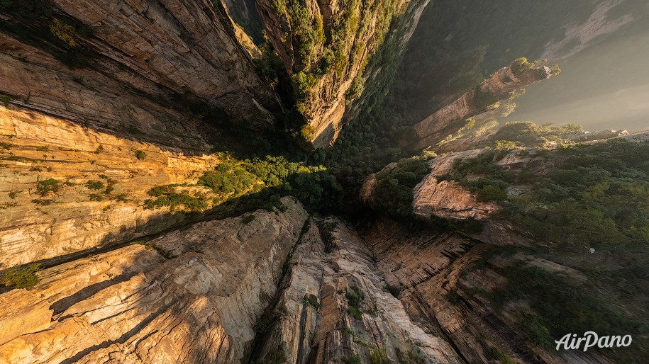 Zhangjiajie National Forest Park (Avatar Mountain), China