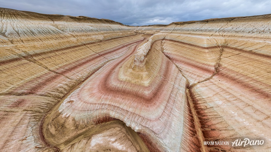 Multicolored hills of Kyzylkup