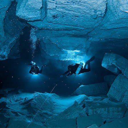 Orda Cave. The first underwater cave panorama in the world