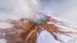 The largest hot spring in the United States