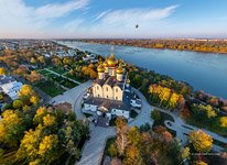 Assumption Cathedral in the rays of the setting sun