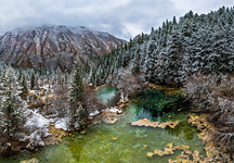 Lianyan (Ripple) Pond