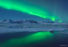 Aurora above the Jökulsárlón lagoon