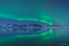 Aurora above the Jökulsárlón lagoon