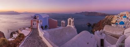 At the Santorini At the Santorini