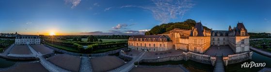 Panorama of the Château de Villandry at sunset