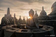 Sunrise in Borobudur