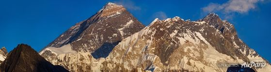 Everest sunset view from Renjo La Pass