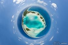 Blue Lagoon, Rangiroa. Planet