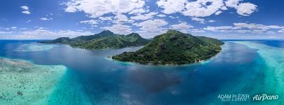 Panorama of the Huahine-Nui Panorama of the Huahine-Nui