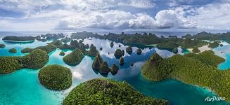 Raja Ampat, Indonesia Raja Ampat, Indonesia