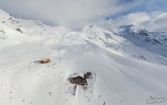 On the slopes of Val Thorens