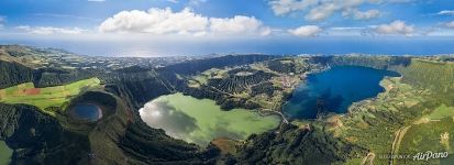 Lagoa das Sete Cidades twin lake