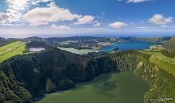 Above Lagoa de Santiago