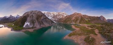 Fann Mountains. Kulikalon Lake Fann Mountains. Kulikalon Lake