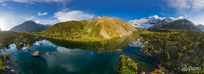 Fann Mountains. Bibijonat Lake Fann Mountains. Bibijonat Lake