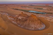 Ounianga Serir freshwater oasis and its surroundings Ounianga Serir freshwater oasis and its surroundings