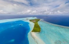 The lagoon of Tetiaroa in cloudy weather