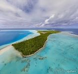 Low altitude view of Motu Rimatu’u, gloomy weather