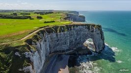 La Falaise D’Aval Arch