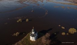 Church on the Nerl River #17