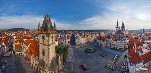 Old Town Square (Staromestske namesti)